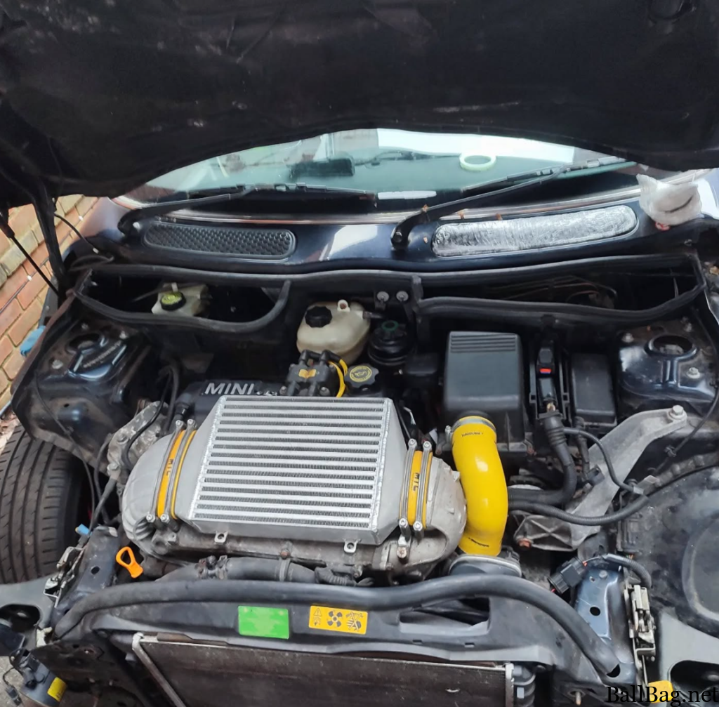 eBay top mount intercooler with MTC silicone boots